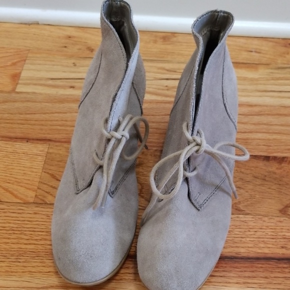 White Mountain 🔵Wedge Booties - Picture 3 of 8